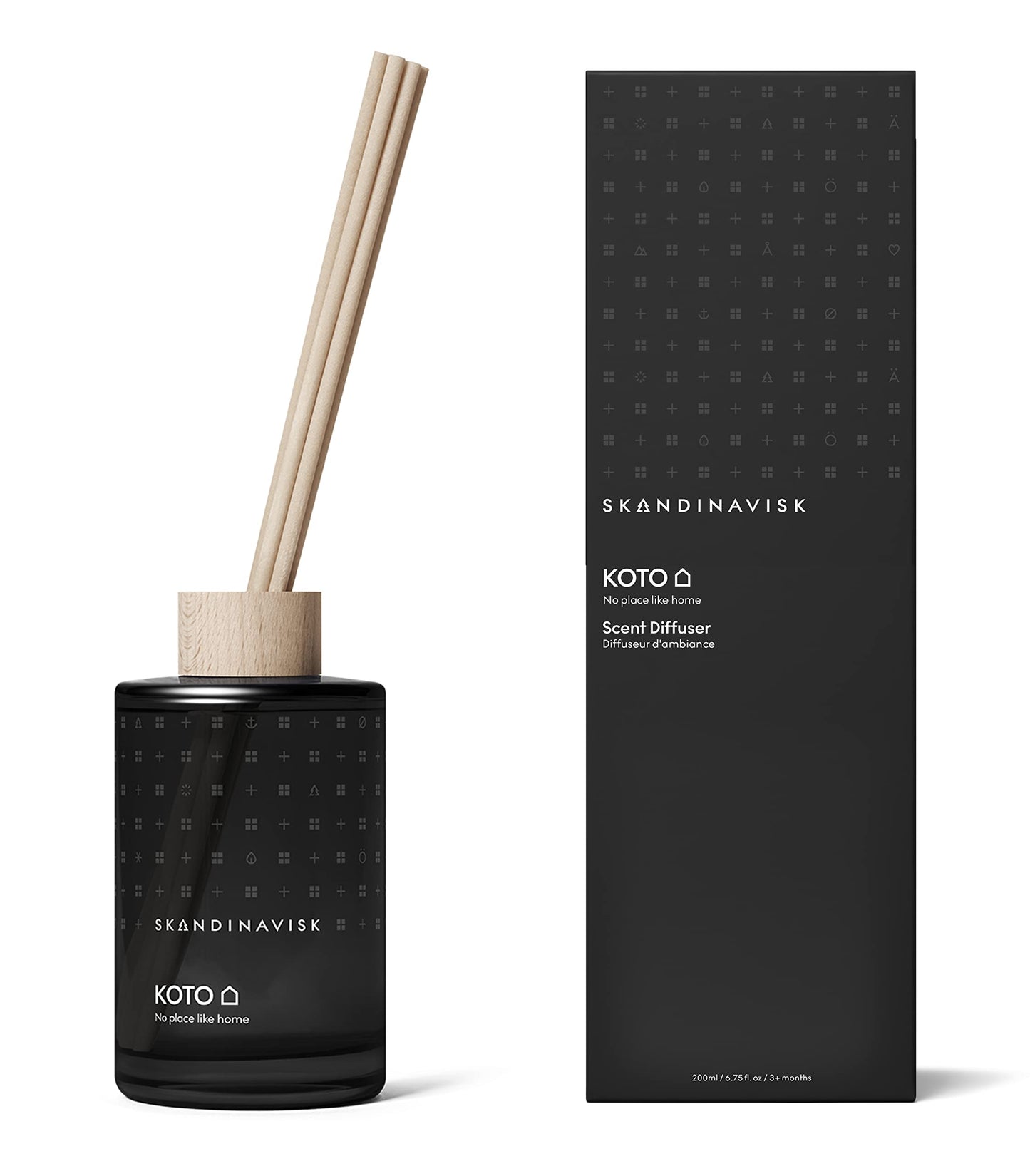 Skandinavisk HYGGE ‘Cosiness’ Reed diffuser with 8 Reeds, Lasts +3 Months, Scent Notes: Black tea and mint leaves, dried apples and baked cinnamon, 100 ml