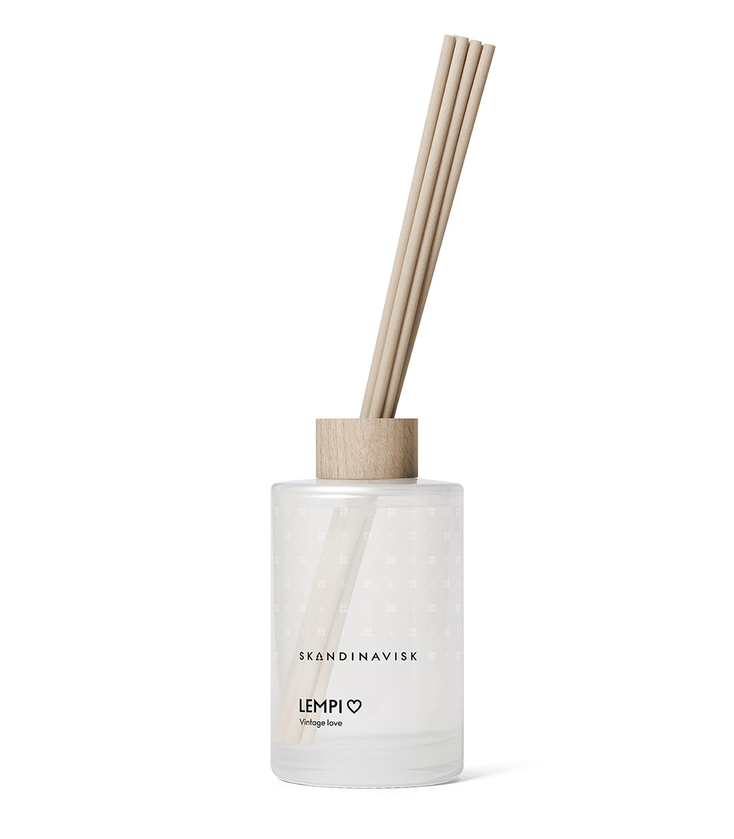 Skandinavisk HYGGE ‘Cosiness’ Reed diffuser with 8 Reeds, Lasts +3 Months, Scent Notes: Black tea and mint leaves, dried apples and baked cinnamon, 100 ml