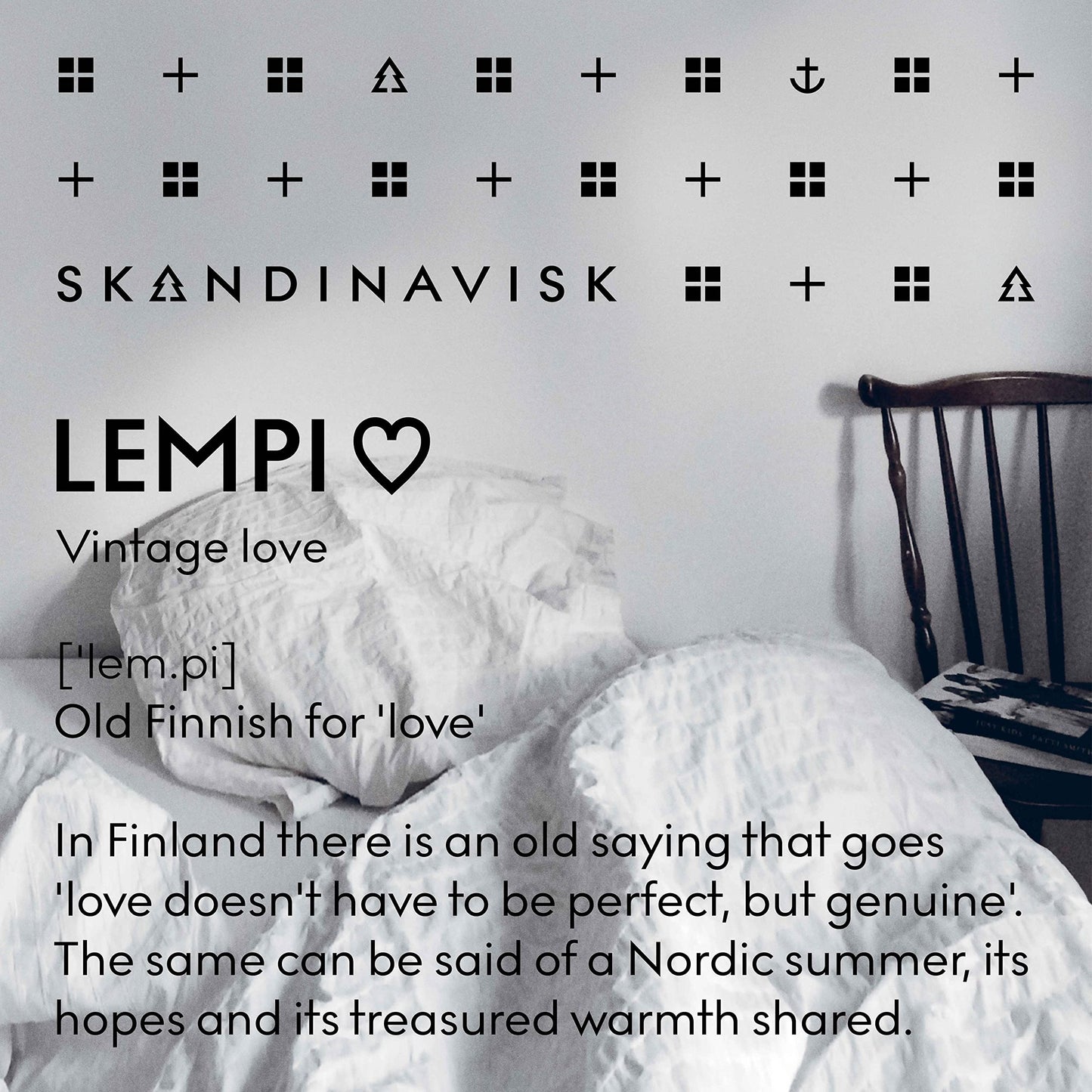 Skandinavisk HYGGE ‘Cosiness’ Reed diffuser with 8 Reeds, Lasts +3 Months, Scent Notes: Black tea and mint leaves, dried apples and baked cinnamon, 100 ml