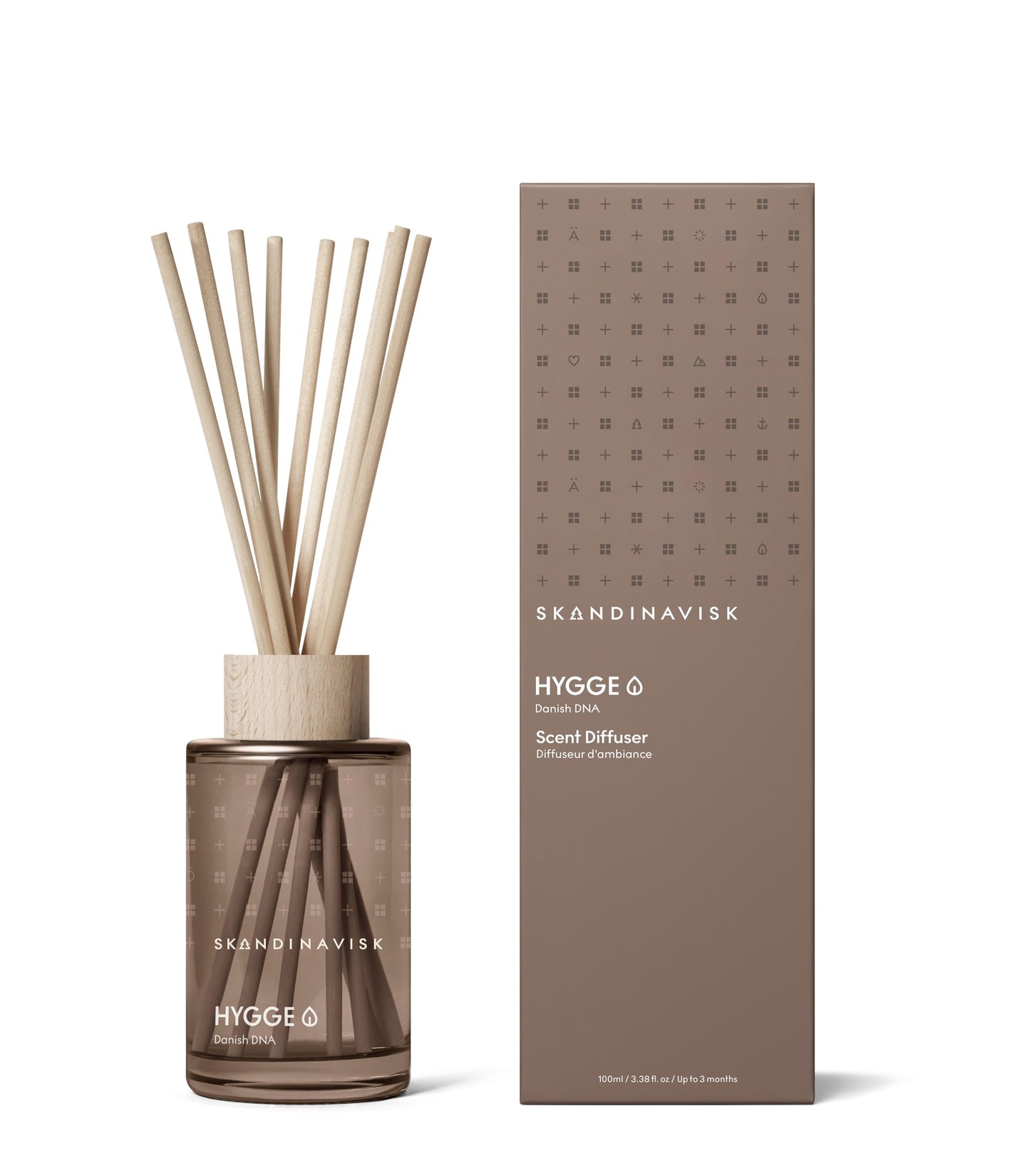 Little Blossom Shop now offers these new Skandinavisk diffuser collection blends Scandinavian fragrance with renewably farmed vegetable oils inside a painted glass vase.