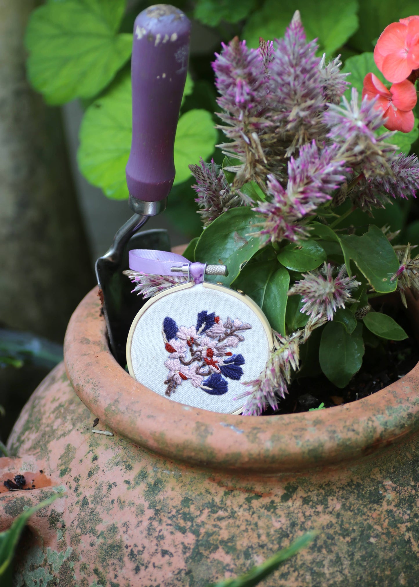 Royal Horticultural Society Embroidery Hoop Kit, Orchids
