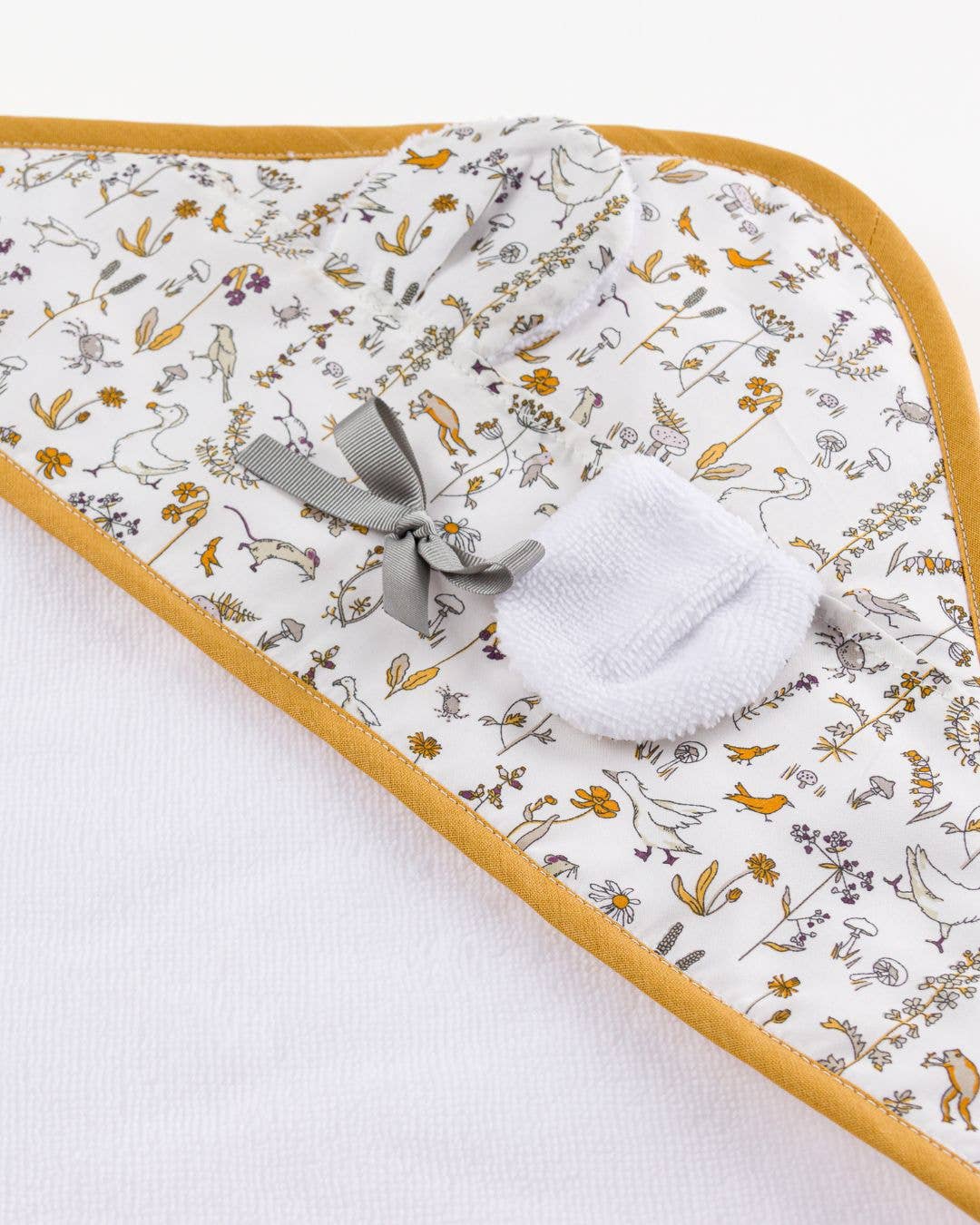 Newborn Hooded Bath Cape Kit (0–12 months) | Eden: Default Title