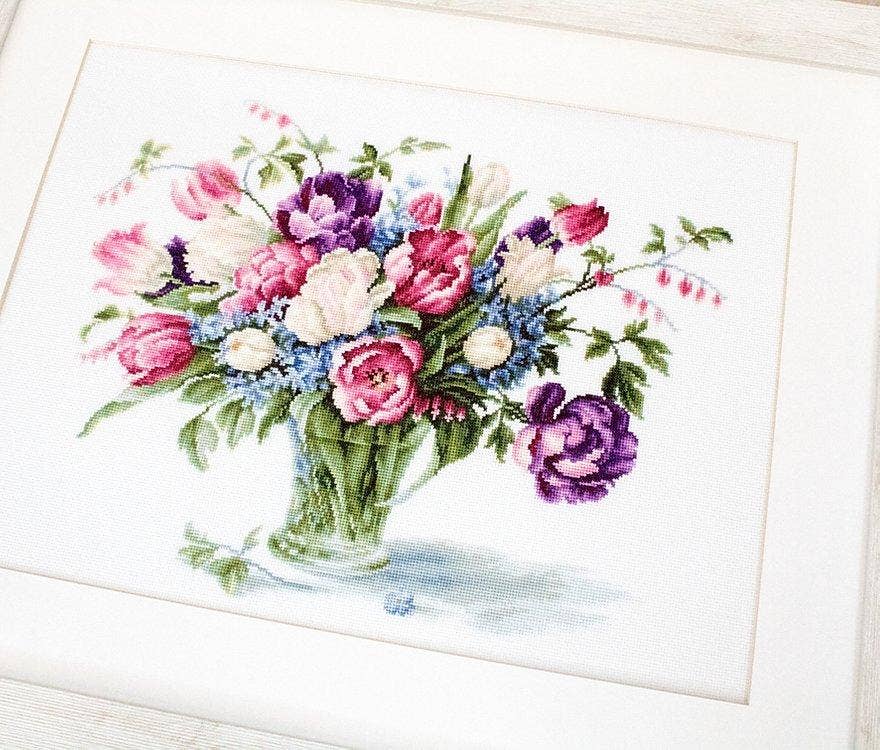 Cross Stitch Kit Luca-S - Tulips Vase, B2261