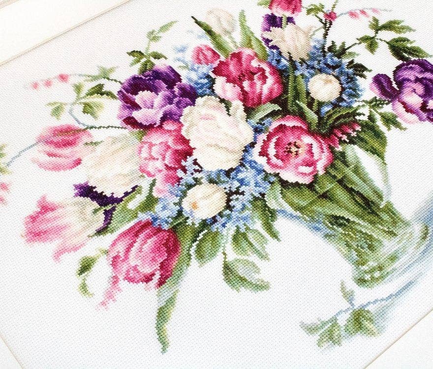 Cross Stitch Kit Luca-S - Tulips Vase, B2261