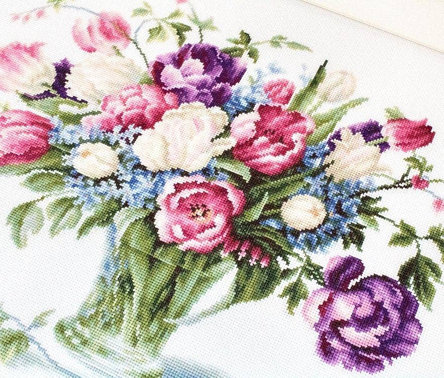 Cross Stitch Kit Luca-S - Tulips Vase, B2261