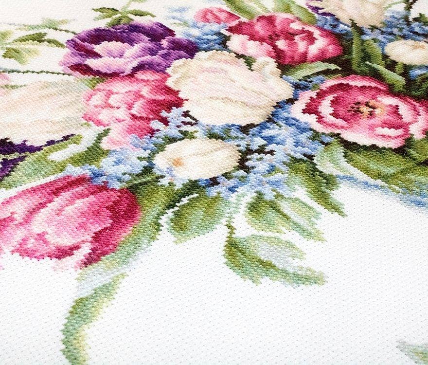 Cross Stitch Kit Luca-S - Tulips Vase, B2261