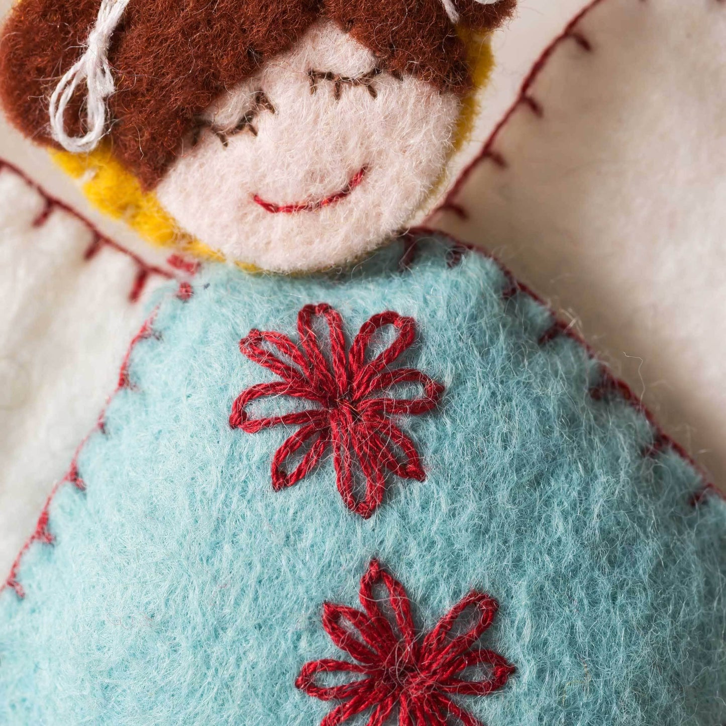 Scandinavian Angels  Felt Craft Kit: English