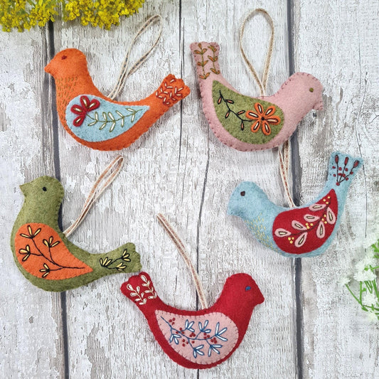 Corinne Lapierre Folk Birds Felt Craft Kit | Beginner Embroidery Kit | Wool Felt Sewing Kit | DIY Bird Decorations | Handmade Gift